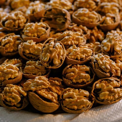 Walnut Kernels